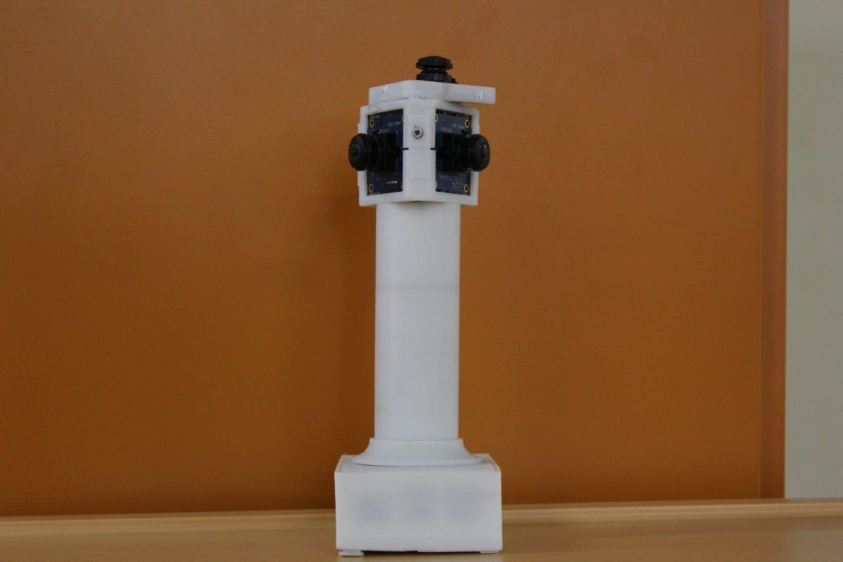 Our first portable prototype. The tower holds the battery and the base has our processor and WiFi – all 3D printed.